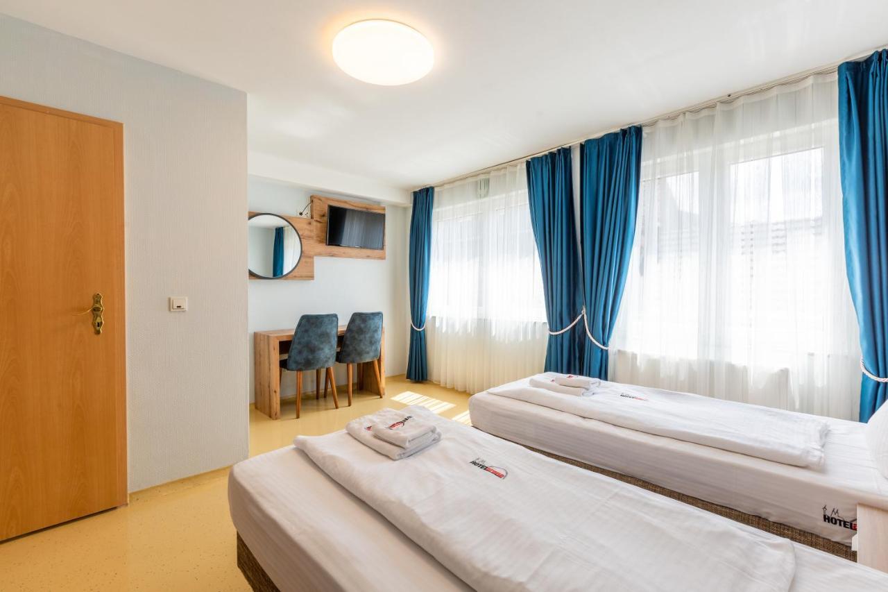 Hotel Arena Cologne Exterior photo